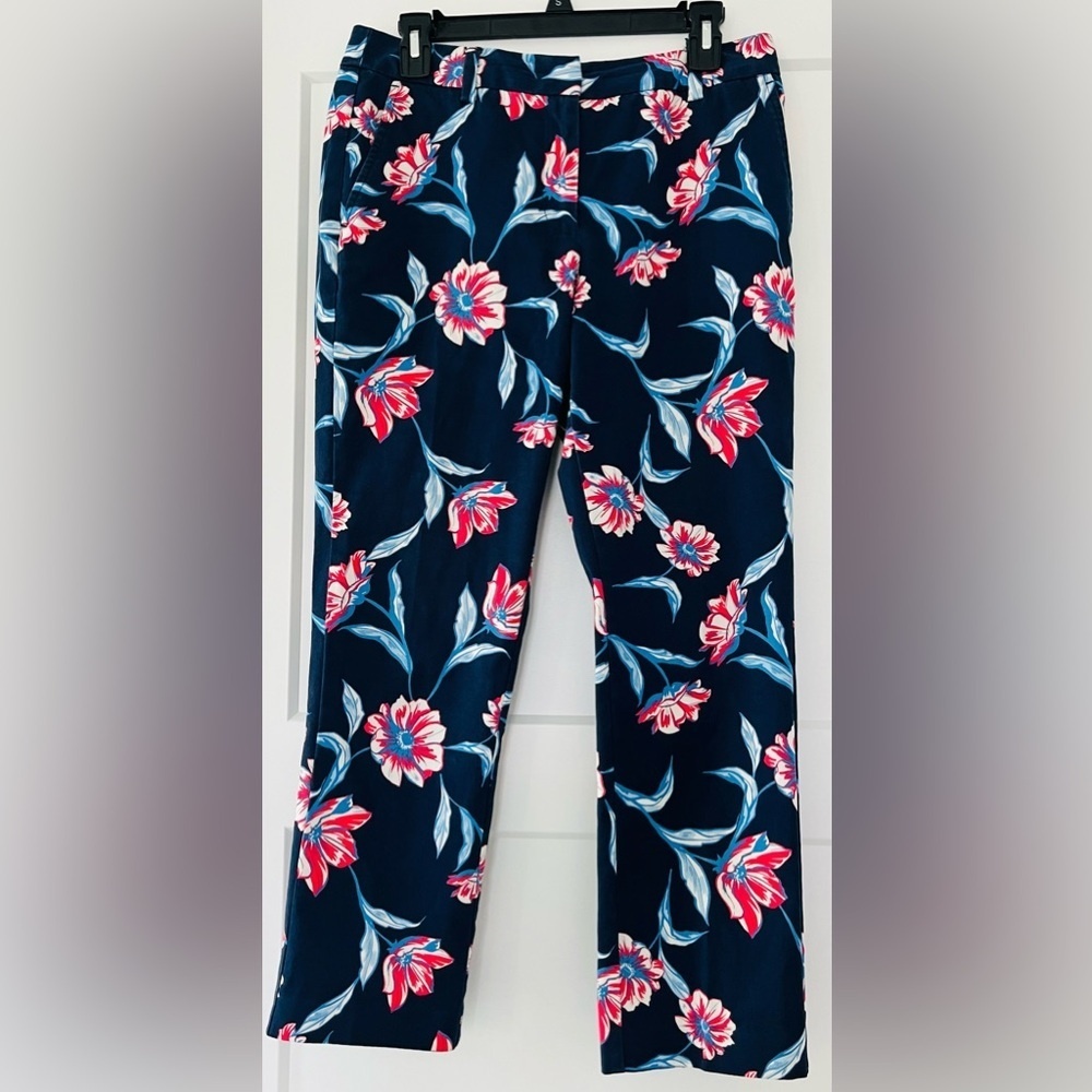 Lands' End Blue, White & Fuschia Floral Chinos with Pockets, Size 6‎
